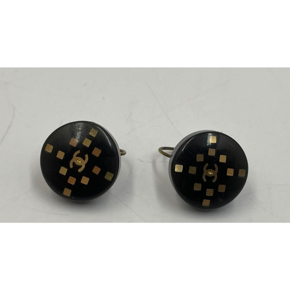 CHANEL CC Logo Round Circle Earrings VTG Gold Black Clip-On Authentic MAKE OFFER - Picture 1 of 6